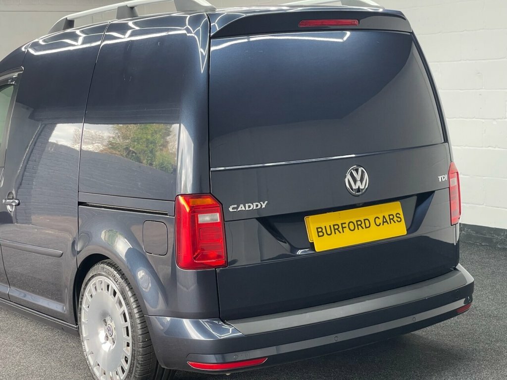 Volkswagen Caddy 2L Trendline White #19