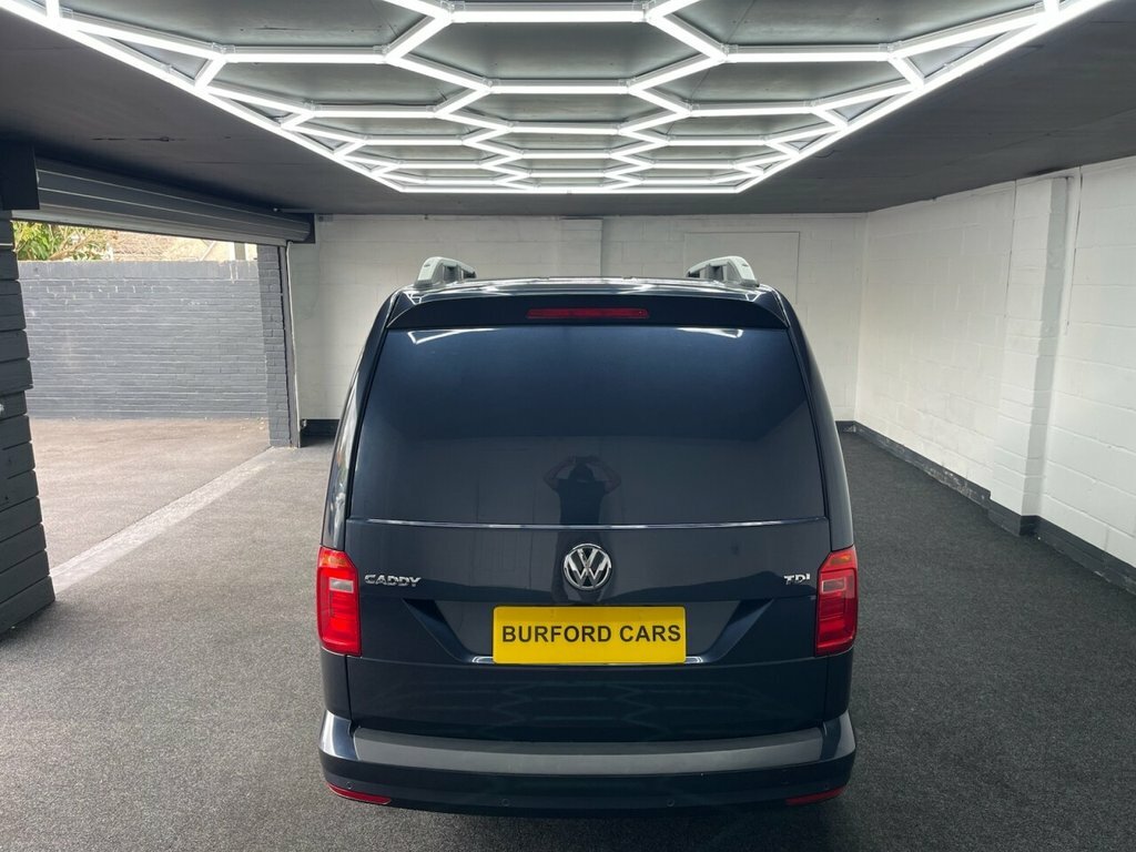 Volkswagen Caddy 2L Trendline White #20