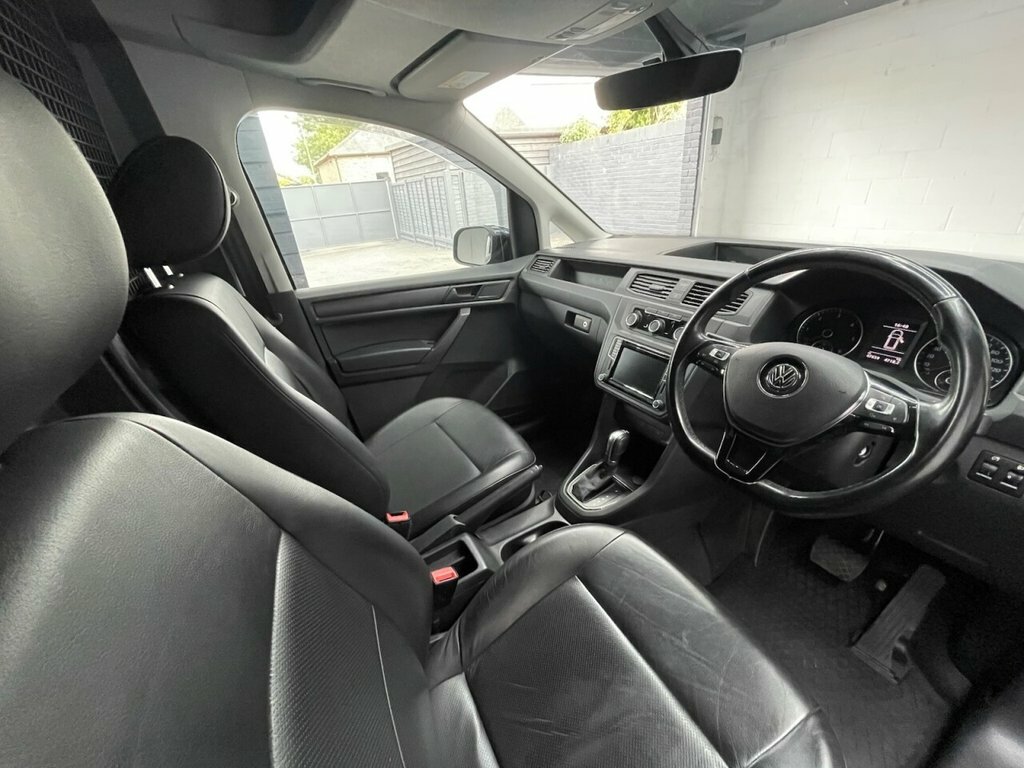 Volkswagen Caddy 2L Trendline White #27