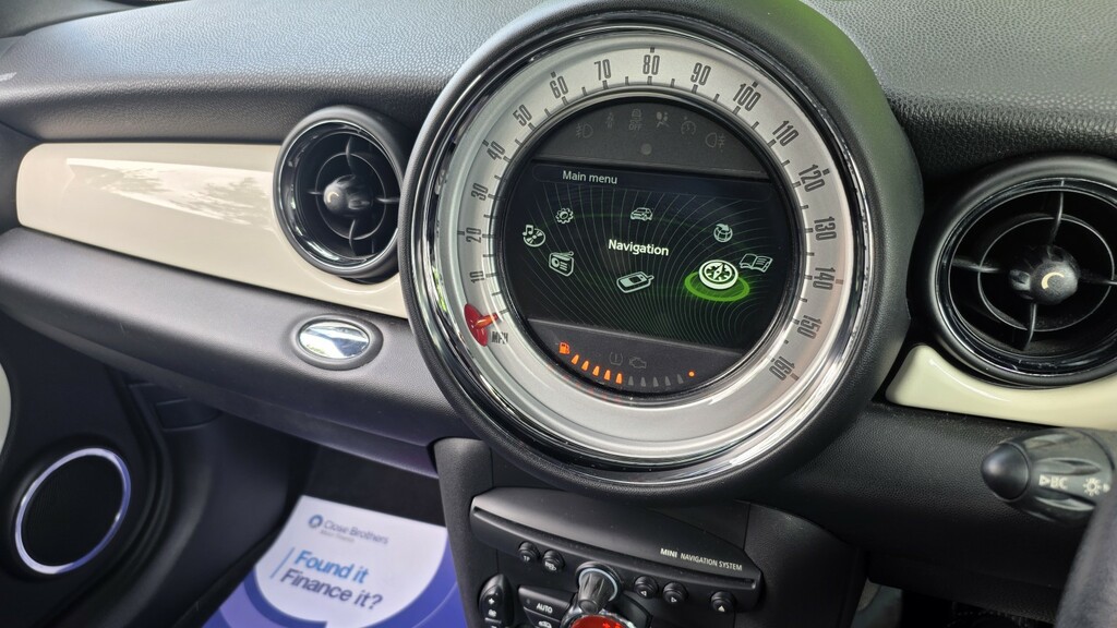 Mini Clubvan 1.6D Cooper Van White #17