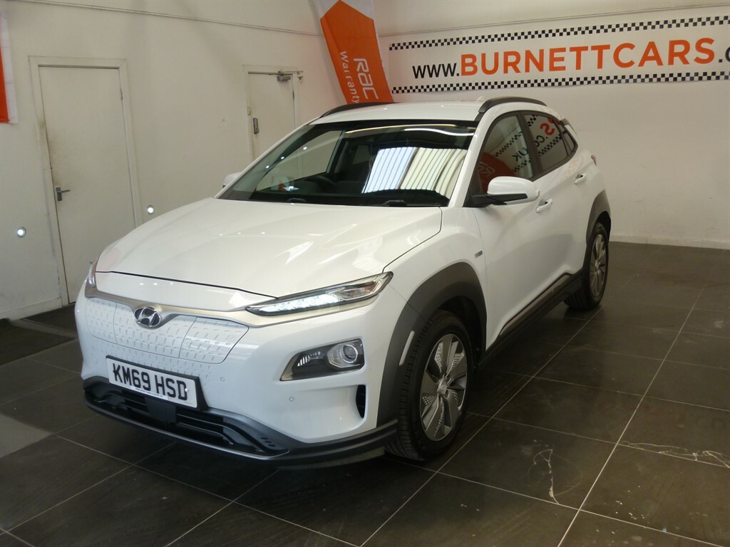Hyundai Kona Premium Se White #5