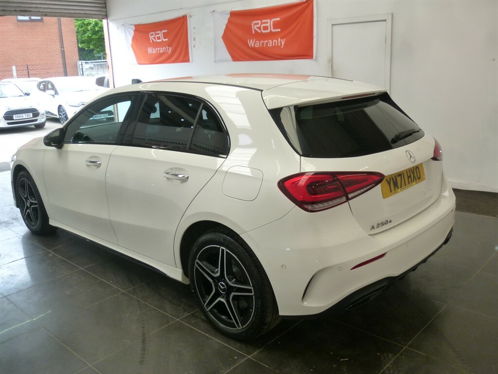 Mercedes-Benz 250 A E Amg Line Edition Premium White #6