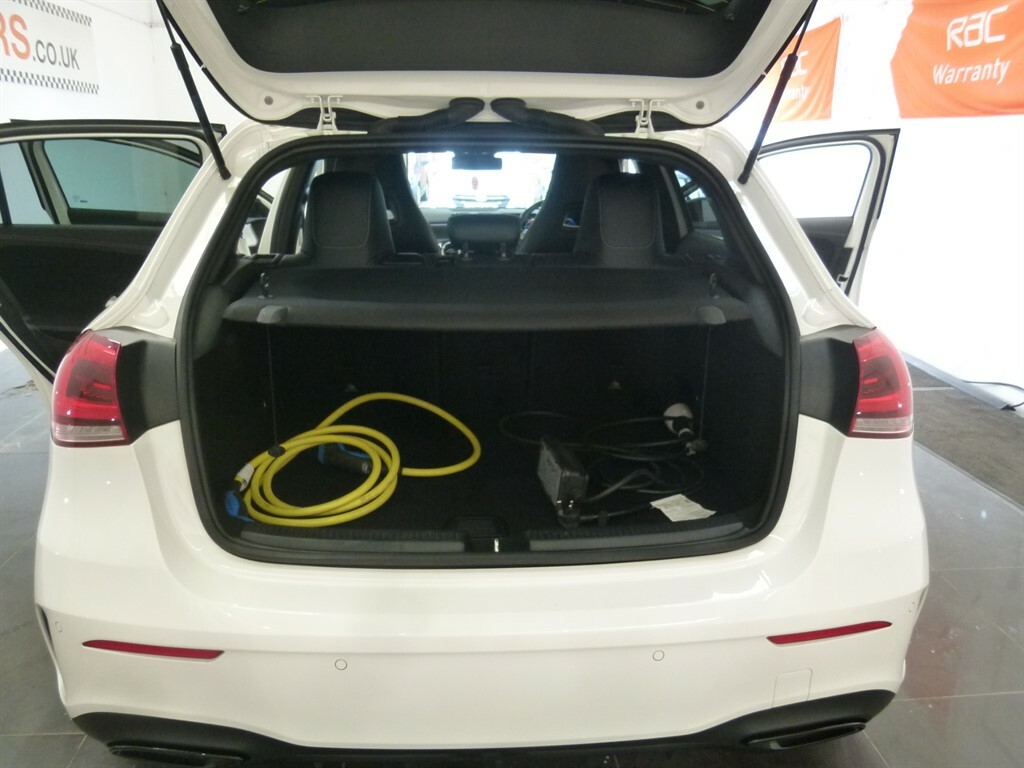 Mercedes-Benz 250 Cla Amg Line Premium E  #20