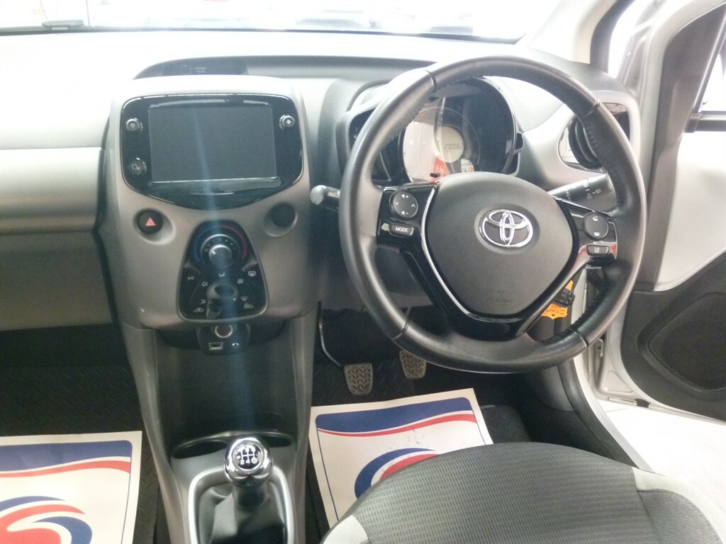 Toyota Aygo Hatchback Red #17
