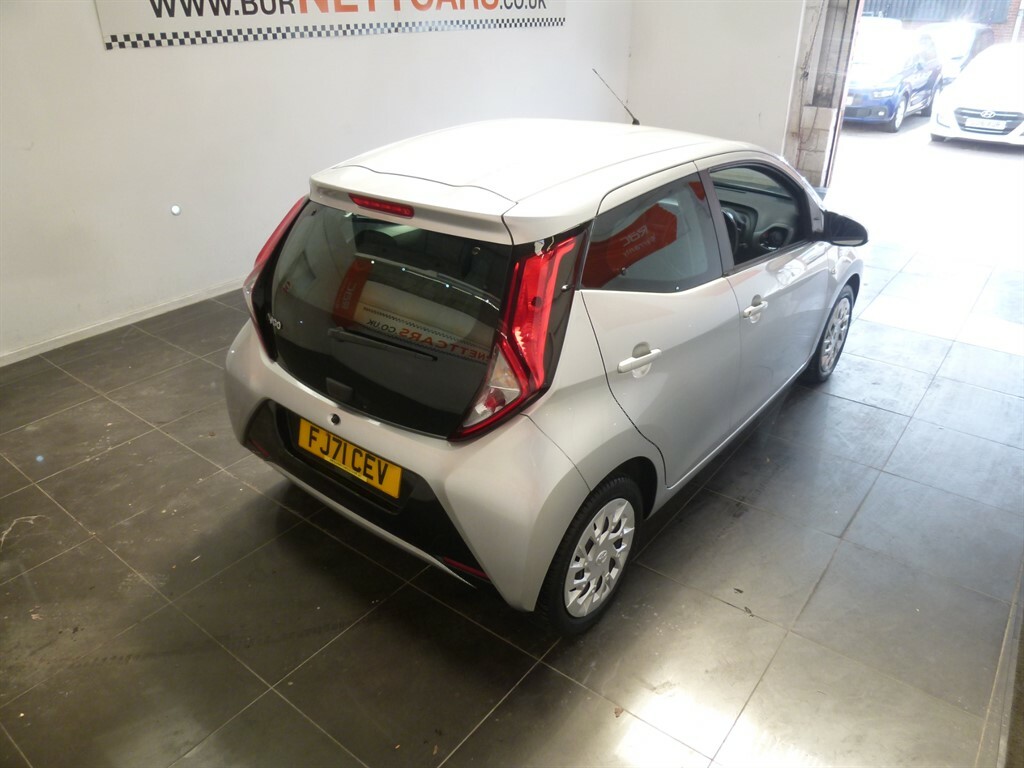 Toyota Aygo Hatchback Red #23