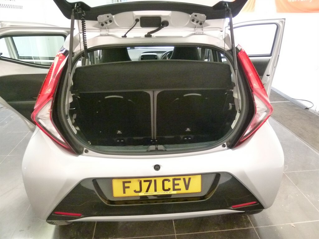 Toyota Aygo Hatchback Red #19