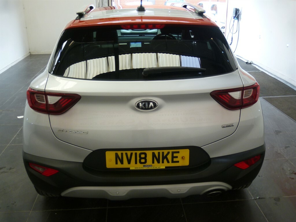 Kia Stonic 1.6 Crdi First Edition Red #7