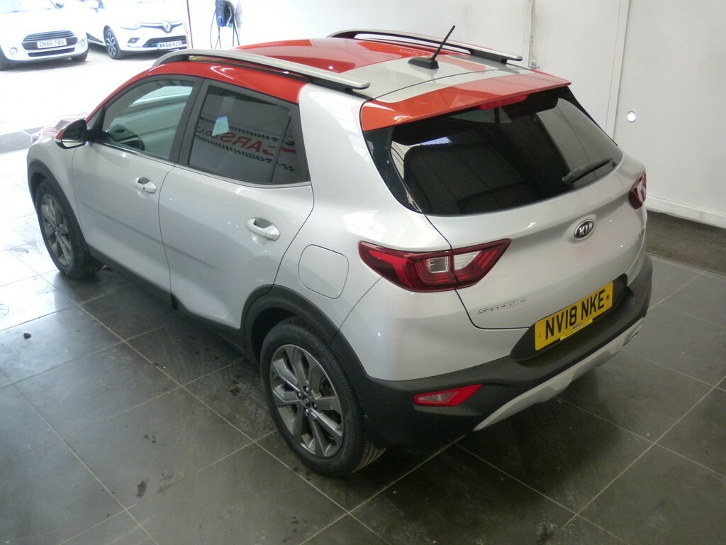 Kia Stonic 1.6 Crdi First Edition Red #24