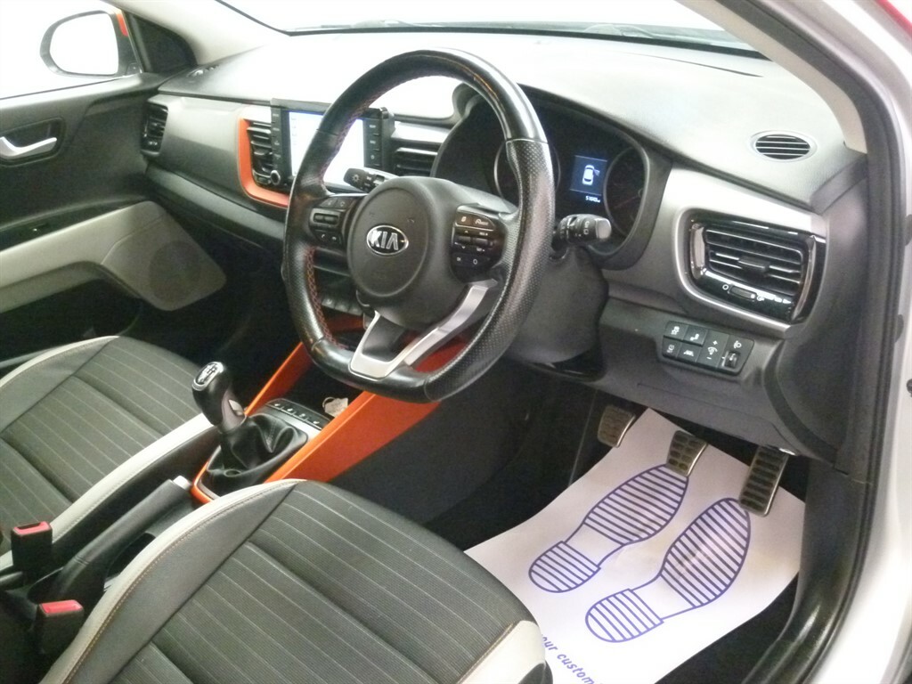 Kia Stonic 1.6 Crdi First Edition Red #14