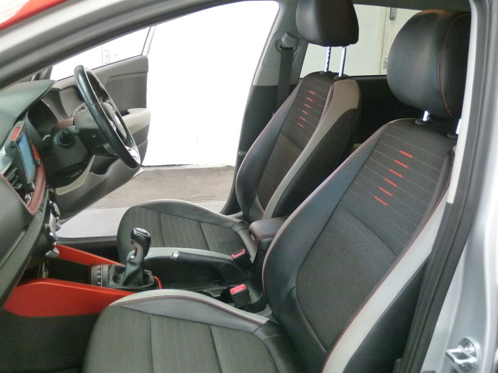 Kia Stonic 1.6 Crdi First Edition Red #16