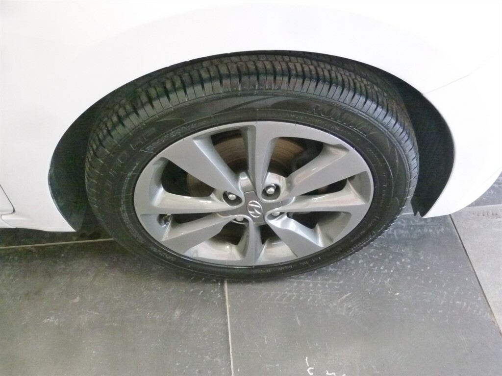 Hyundai I20 1L Active Black #13