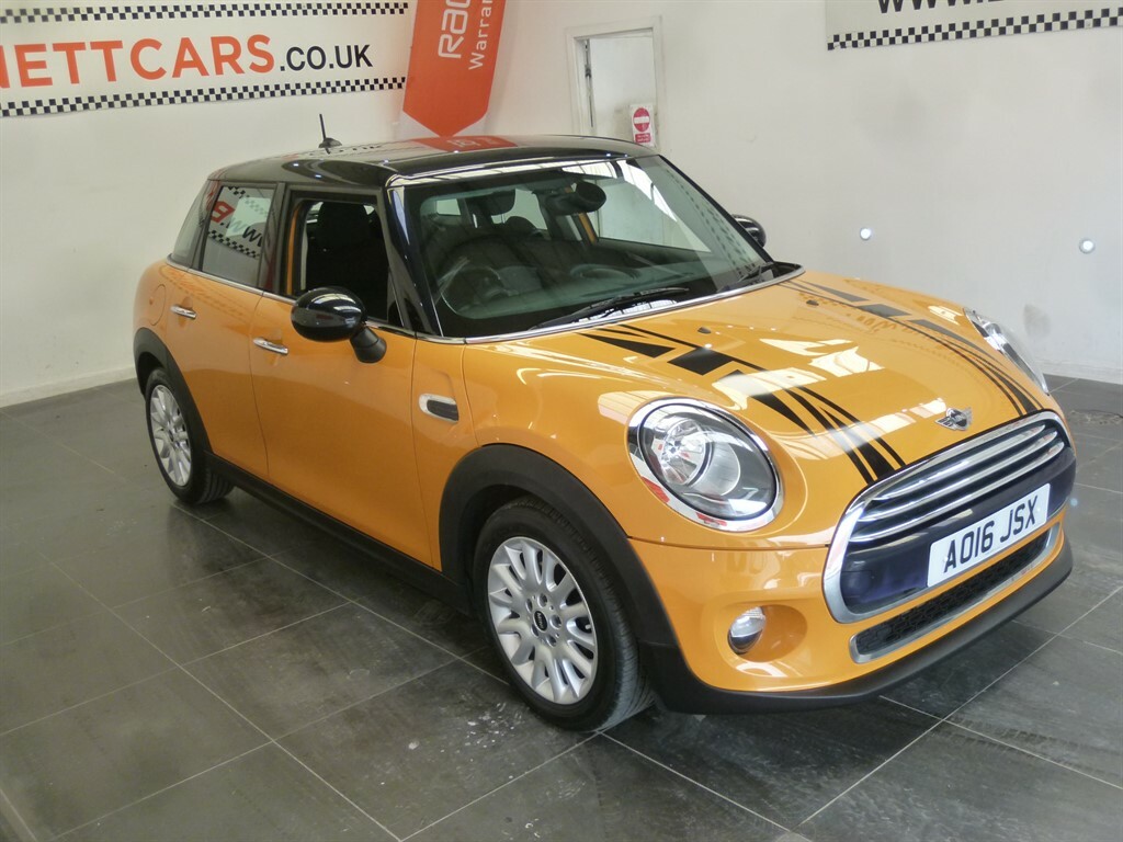 Mini Hatch Cooper Orange #3