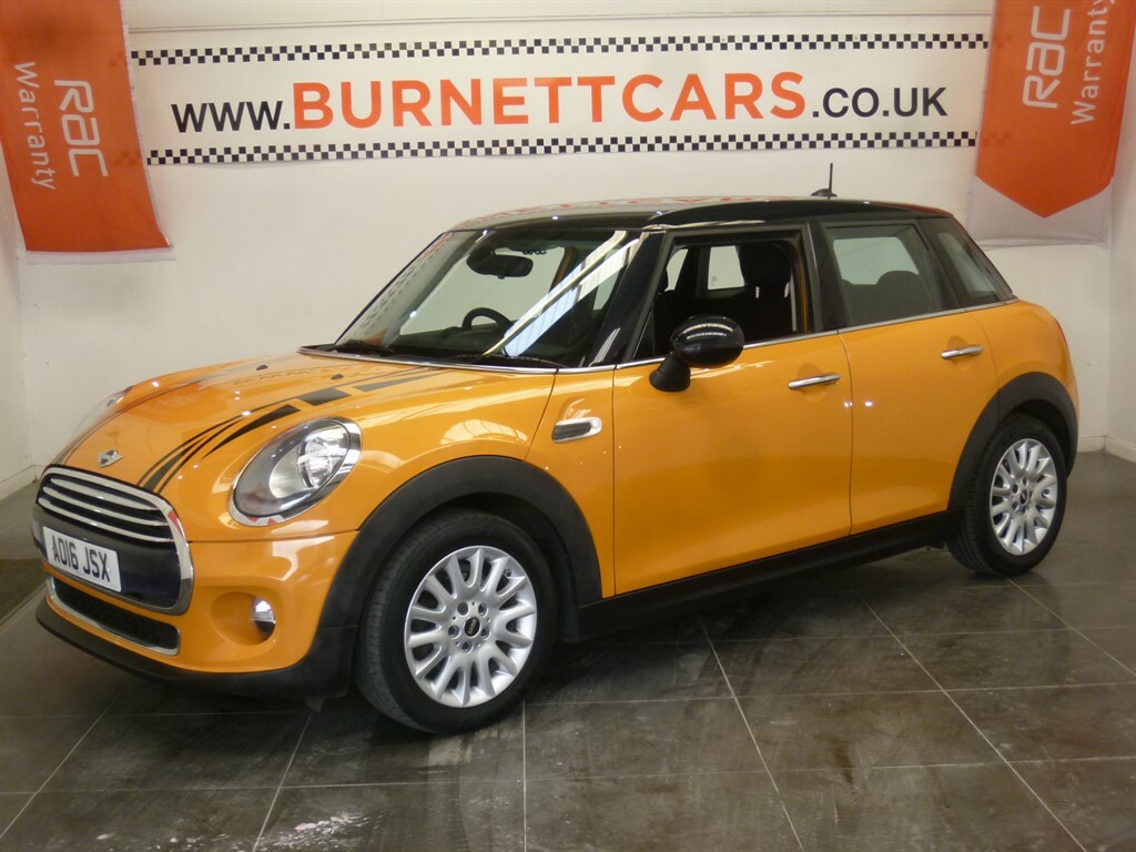 Mini Hatch Cooper Orange #2