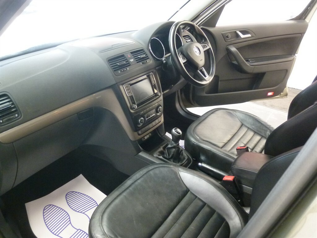 Skoda Yeti 2.0Tdi Se L 4X4 Silver #15