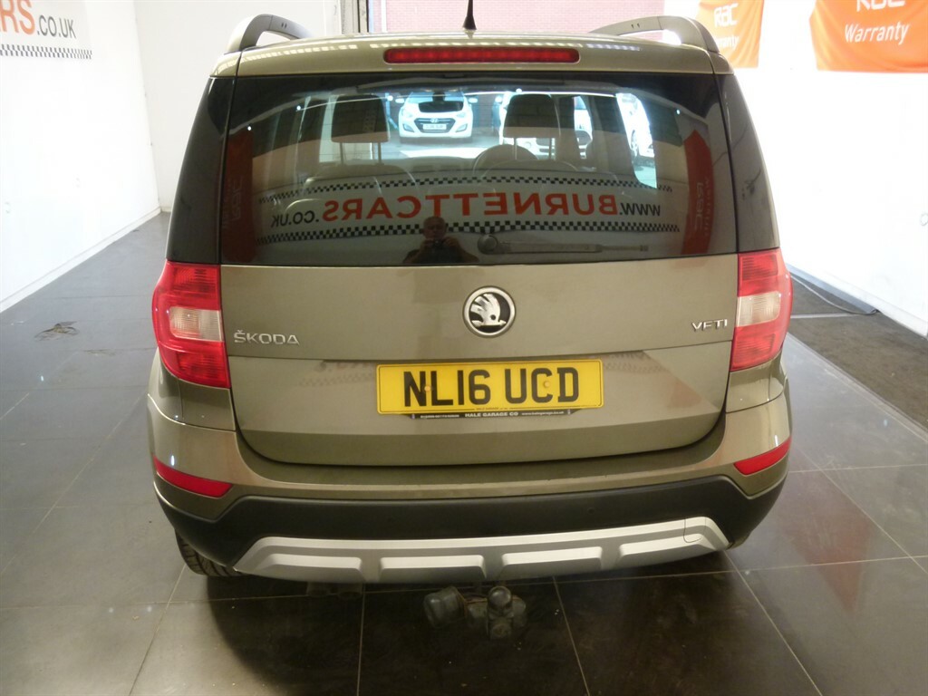 Skoda Yeti 2.0Tdi Se L 4X4 Silver #7
