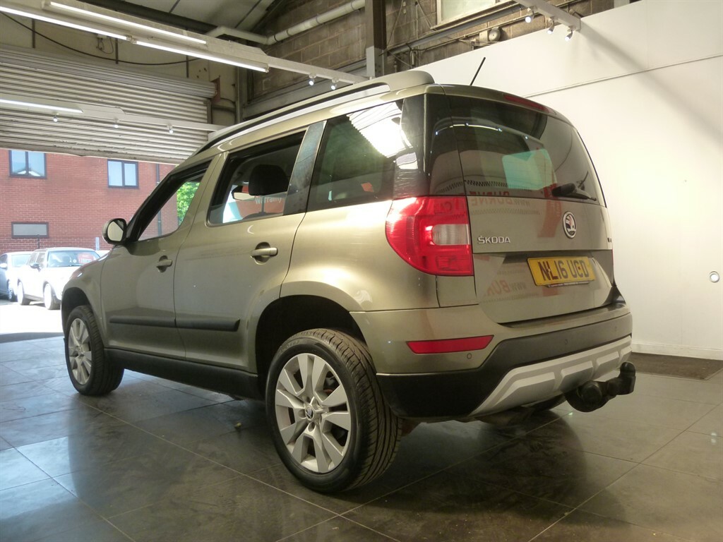 Skoda Yeti 2.0Tdi Se L 4X4 Silver #10