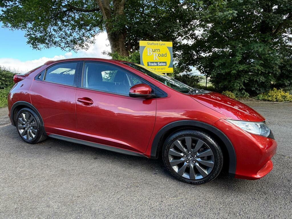 Honda Civic 1.8 I-vtec Se Plus Euro 5 S S Red #3