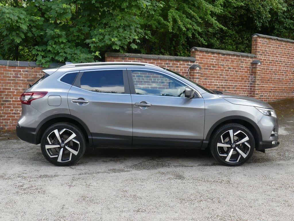 Nissan Qashqai Nissan Qashqai 2121 1.3 Dig-t N-motion Grey #2