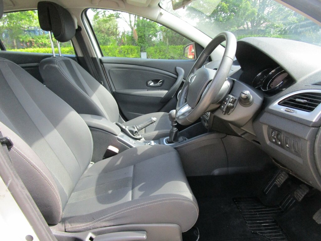Renault Megane 1.6 16V Dynamique Tomtom Euro 5 Blue #15