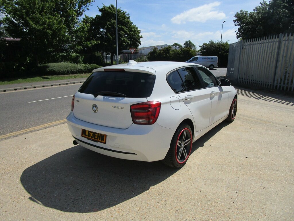 BMW 1 Series 2.0 120D Sport Hatchback Xdrive White #4
