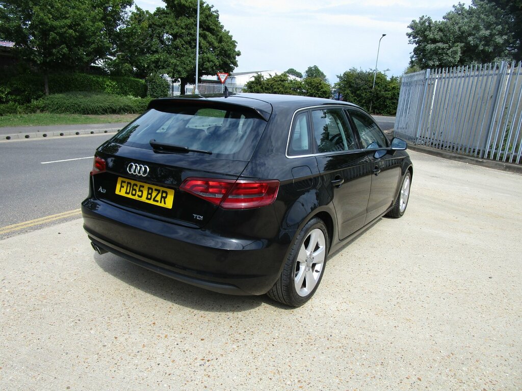 Audi A3 2.0 Tdi Sport Sportback Euro 6 FD65BZR Black #4