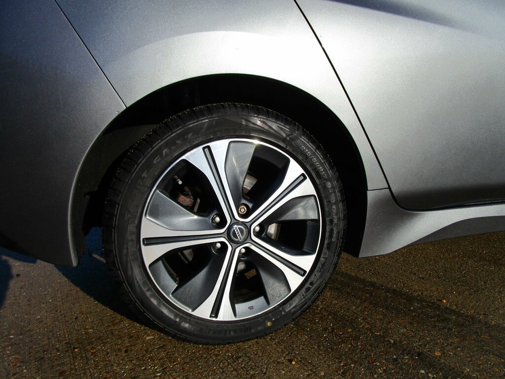 Nissan Leaf 110Kw Tekna 40Kwh Silver #9