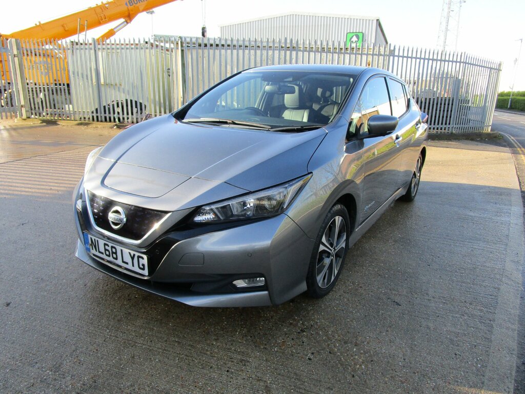 Nissan Leaf 40Kwh N-connecta Hatchback 150 Grey #3