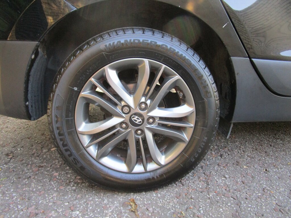 Hyundai Ix35 Crdi Se Suv White #9