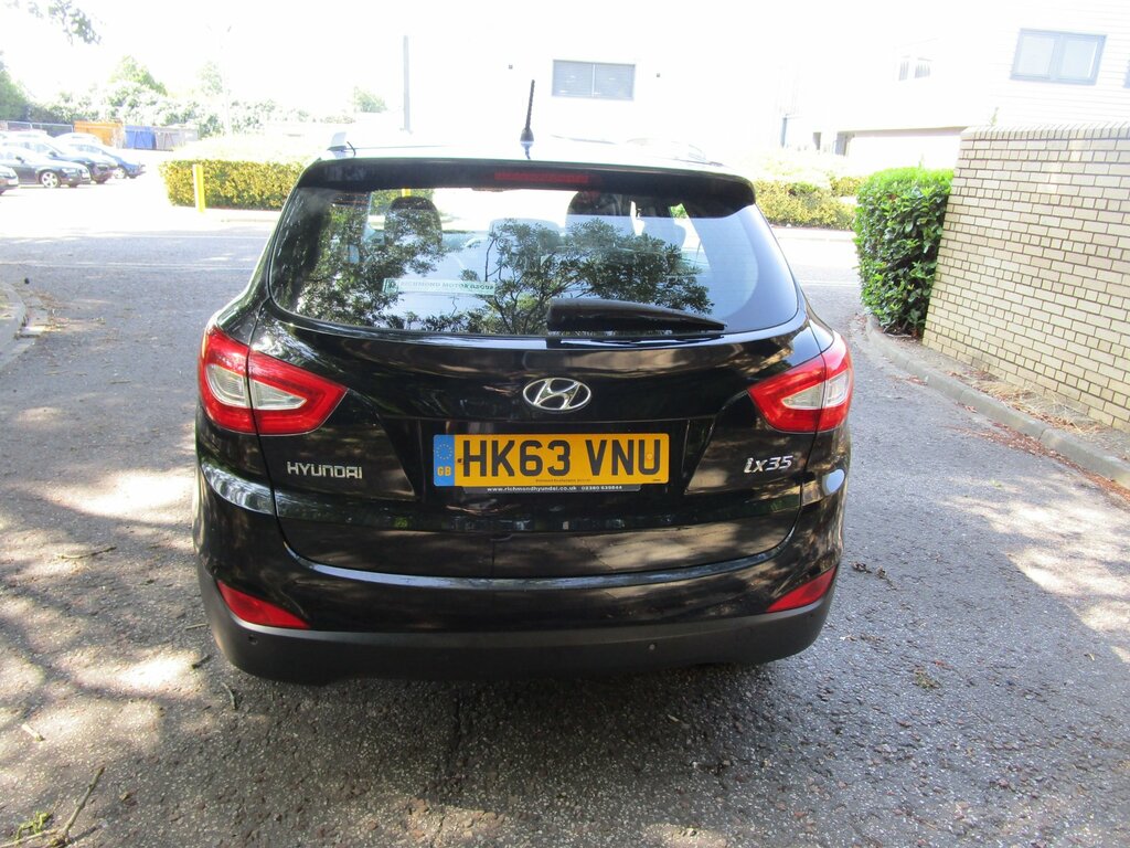 Hyundai Ix35 Crdi Se Suv White #7