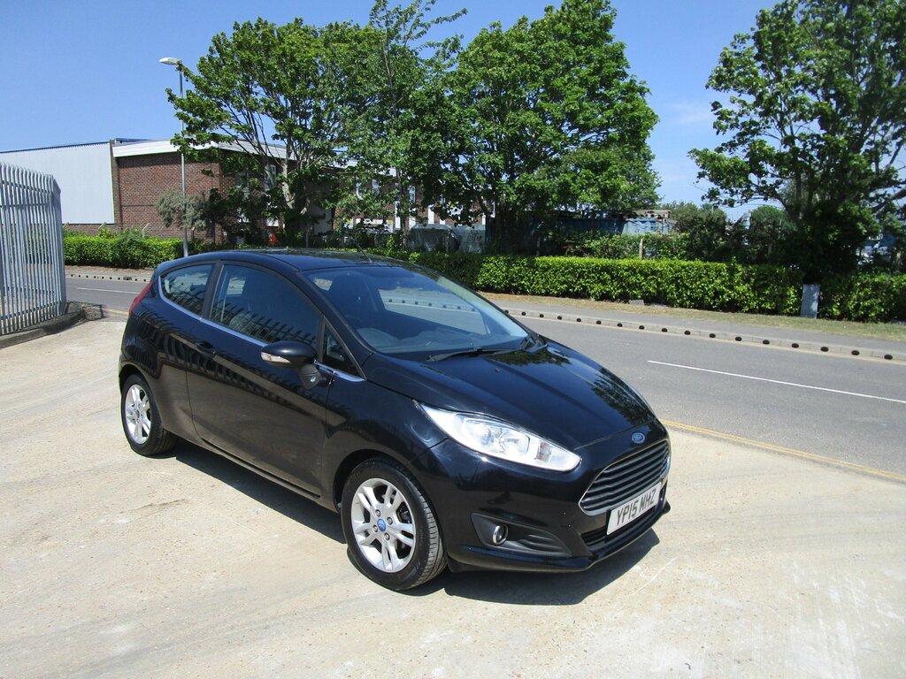 Ford Fiesta 1.25 Zetec Hatchback Euro 6 82 Black