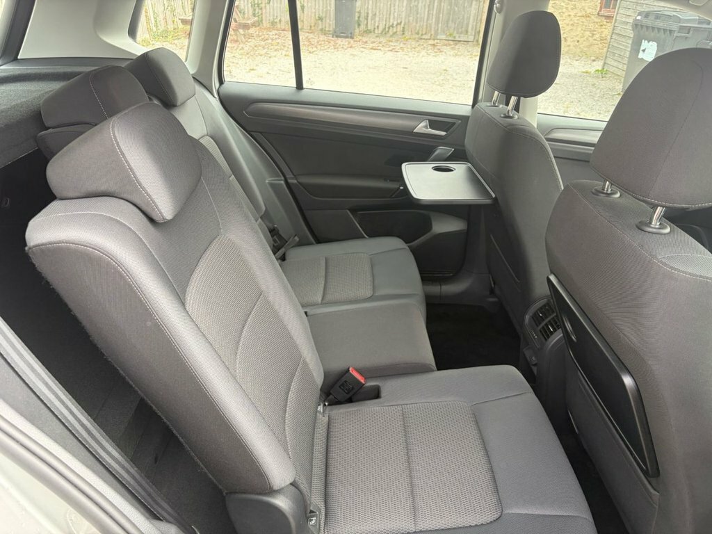 Volkswagen Golf SV 1.5L Se Nav White #56