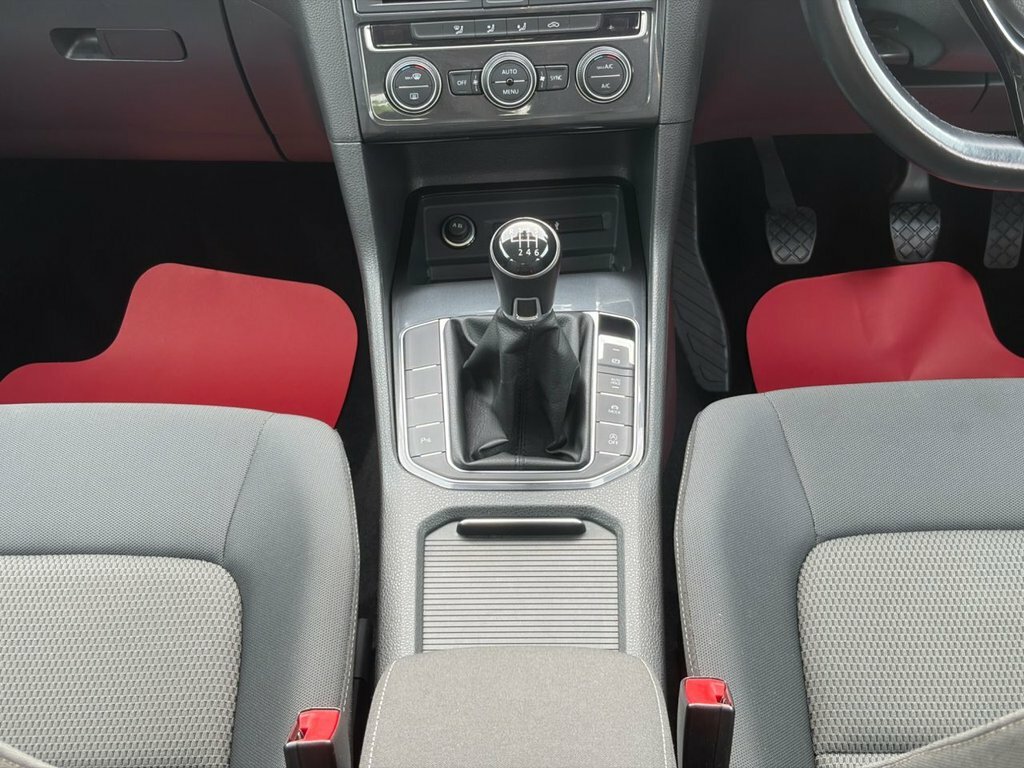 Volkswagen Golf SV 1.5L Se Nav White #31