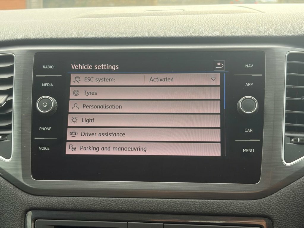 Volkswagen Golf SV 1.5L Se Nav White #75