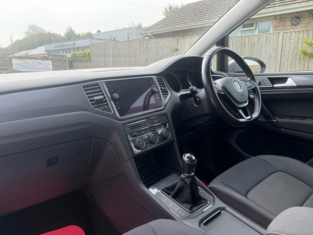 Volkswagen Golf SV 1.5L Se Nav White #24