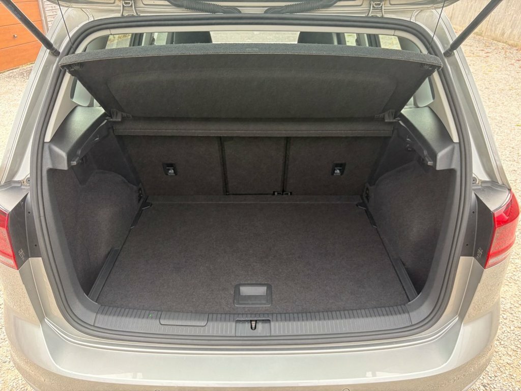 Volkswagen Golf SV 1.5L Se Nav White #57