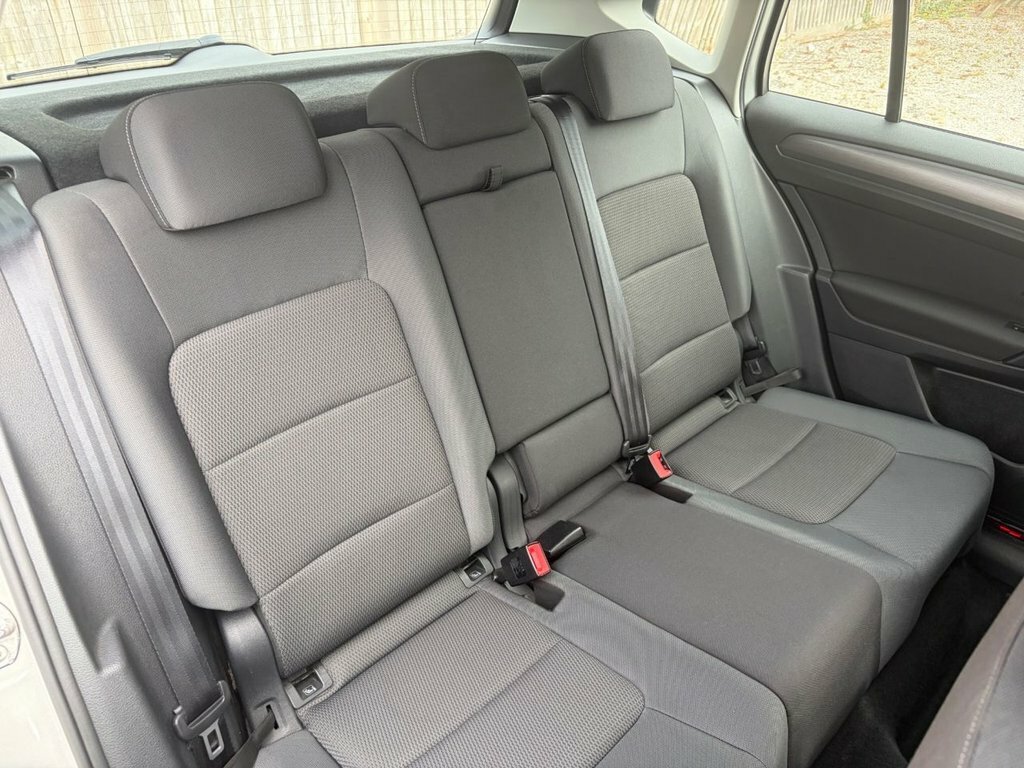 Volkswagen Golf SV 1.5L Se Nav White #52
