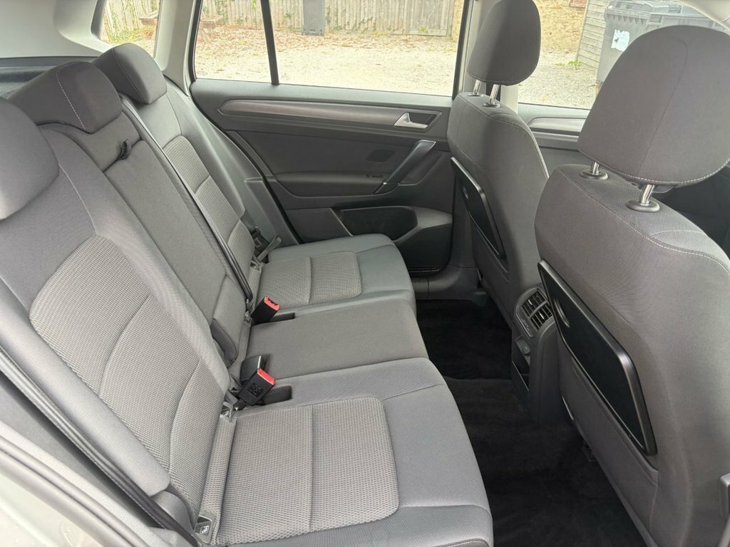 Volkswagen Golf SV 1.5L Se Nav White #53