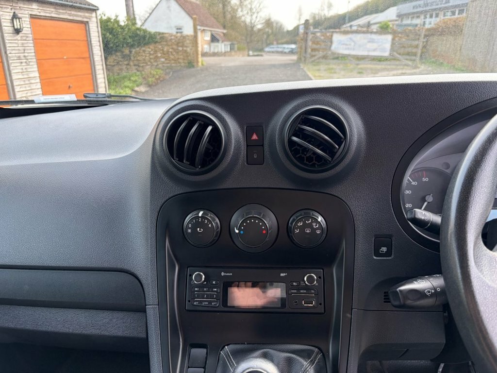 Mercedes-Benz CITAN 1.5L Null Silver #21