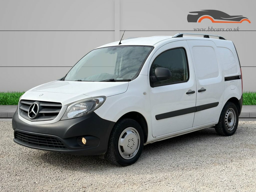 Mercedes-Benz CITAN Mpv White