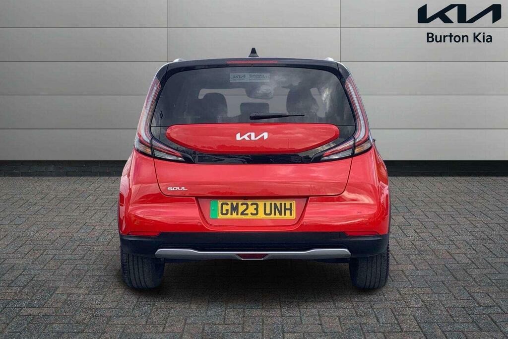 Kia Soul 64Kwh Explore Suv 201 Bhp Red #4