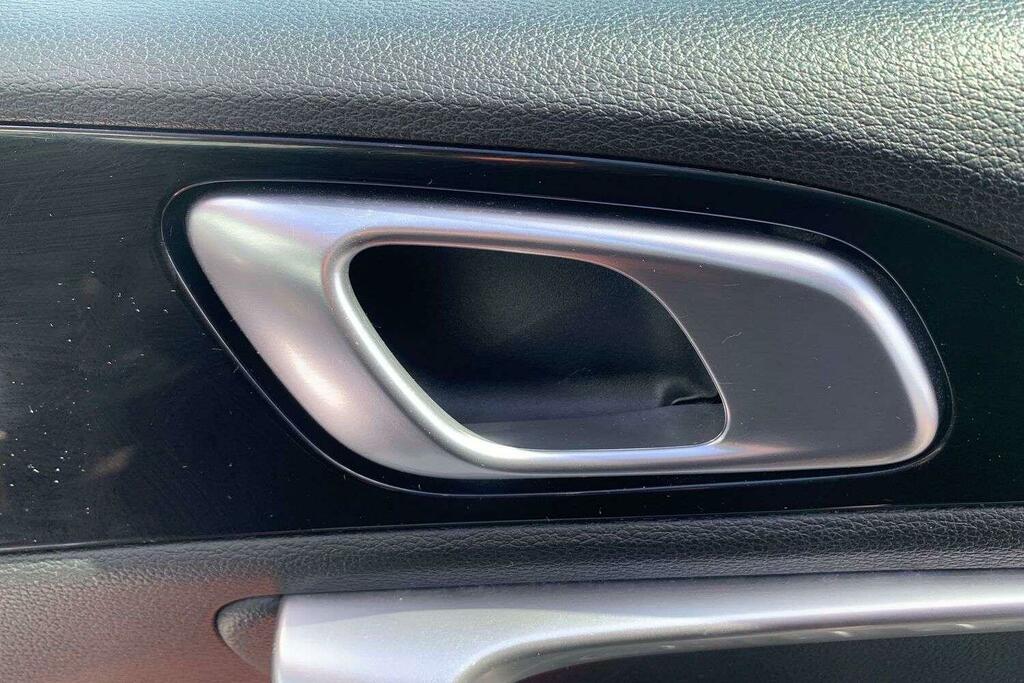 Kia Proceed 1.5T Gdi Isg Gt-line Dct Black #33
