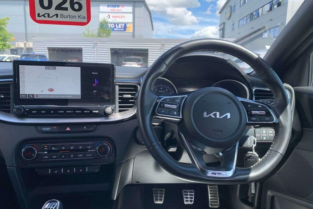 Kia Proceed 1.5T Gdi Isg Gt-line Dct Black #15