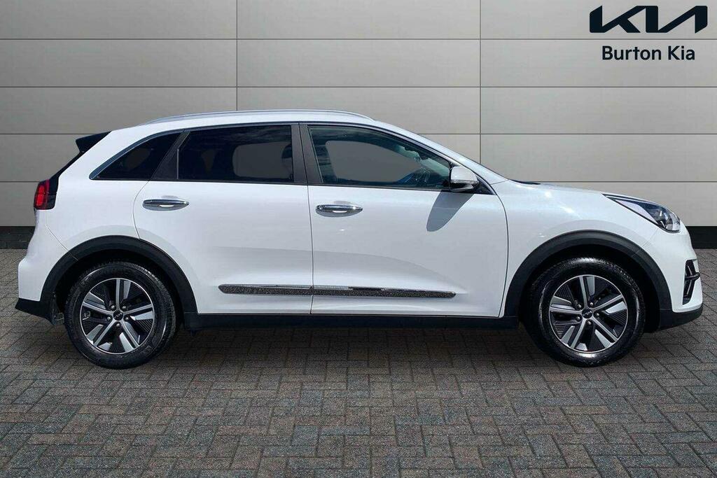 Kia Niro 1.6 Gdi 8.9Kwh 3 Suv Plug-in Hybrid Dct YE71EUO White #3