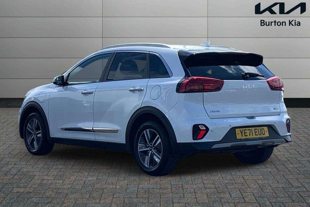 Kia Niro 1.6 Gdi 8.9Kwh 3 Suv Plug-in Hybrid Dct YE71EUO White #2