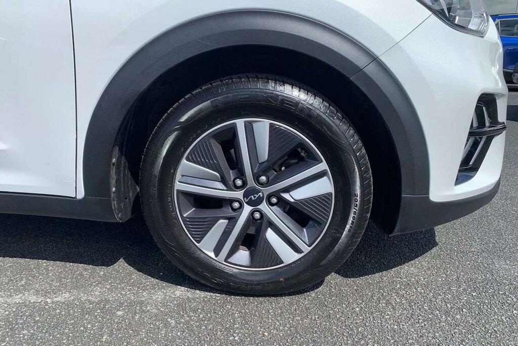 Kia Niro 1.6 Gdi 8.9Kwh 3 Suv Plug-in Hybrid Dct YE71EUO White #6