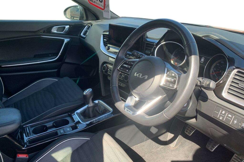Kia Ceed 1.6L 1 White #8