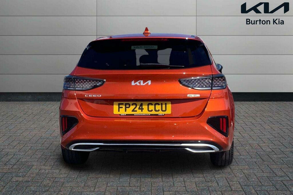 Kia Ceed 1.5 T-gdi Gt-line Hatchback Euro Orange #4