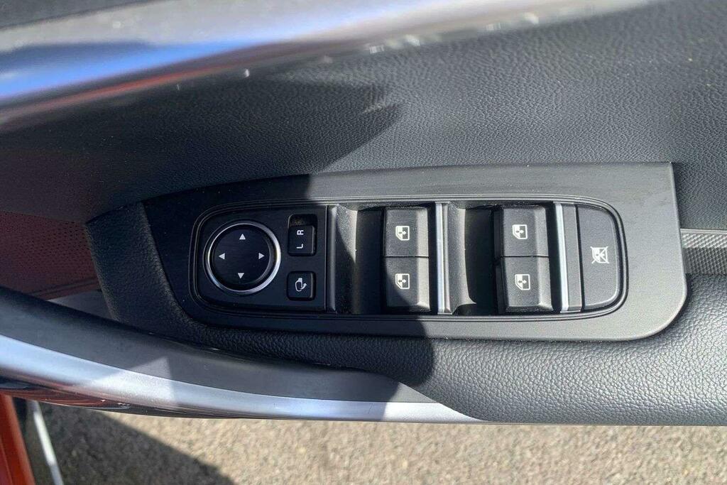 Kia Ceed 1.6L 1 White #18