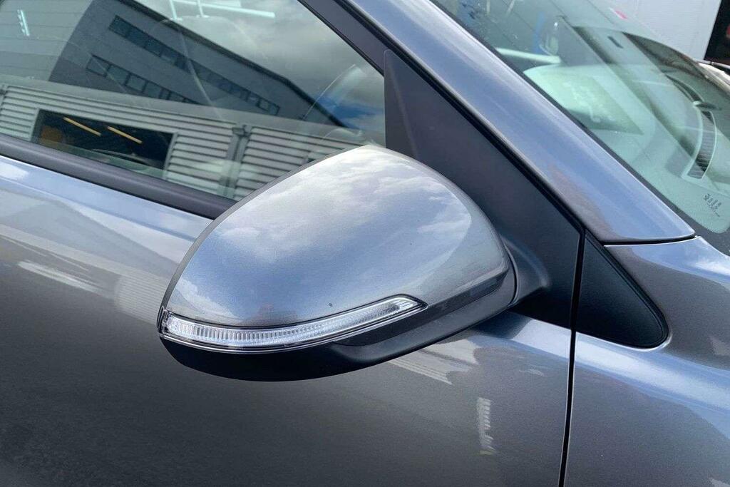 Kia Stonic 2 Grey #29