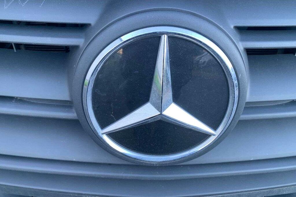 Mercedes-Benz eSprinter Esprinter Progressive White #24